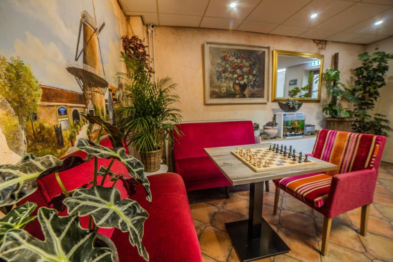 Hotel Le Provencal Sluis Bagian luar foto