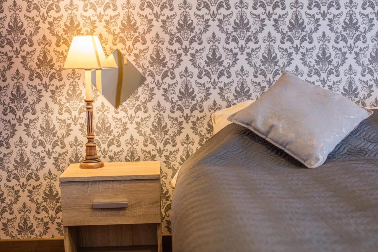 Hotel Le Provencal Sluis Bagian luar foto